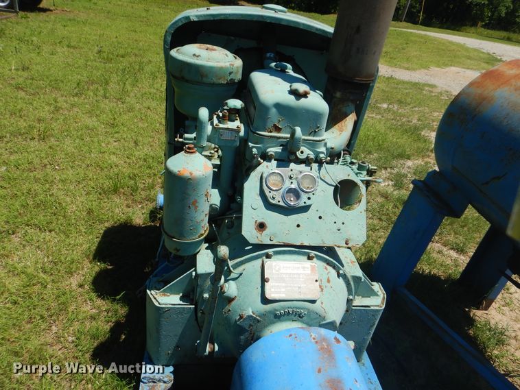 image for item GY9903 Detroit Diesel four cylinder diesel engine