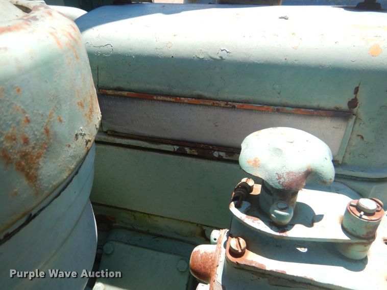 image for item GY9903 Detroit Diesel four cylinder diesel engine