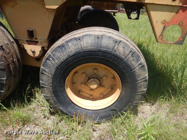 image for item GY9905 Organic Fertilizer 1-NTY-60 trailer