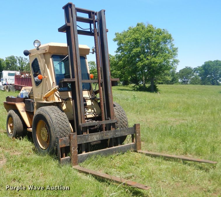 image for item GY9907 Mastercraft  forklift