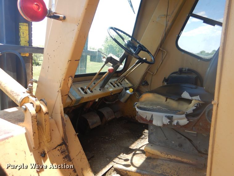 image for item GY9907 Mastercraft  forklift