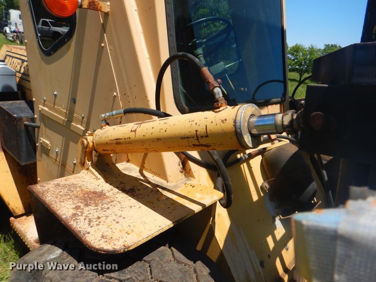 image for item GY9907 Mastercraft  forklift