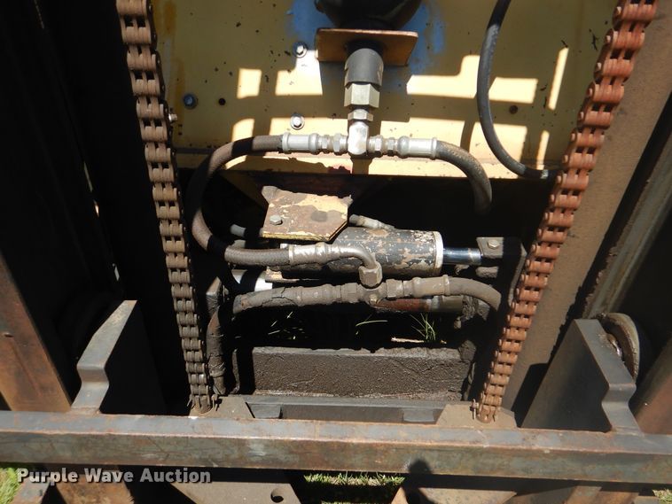 image for item GY9907 Mastercraft  forklift