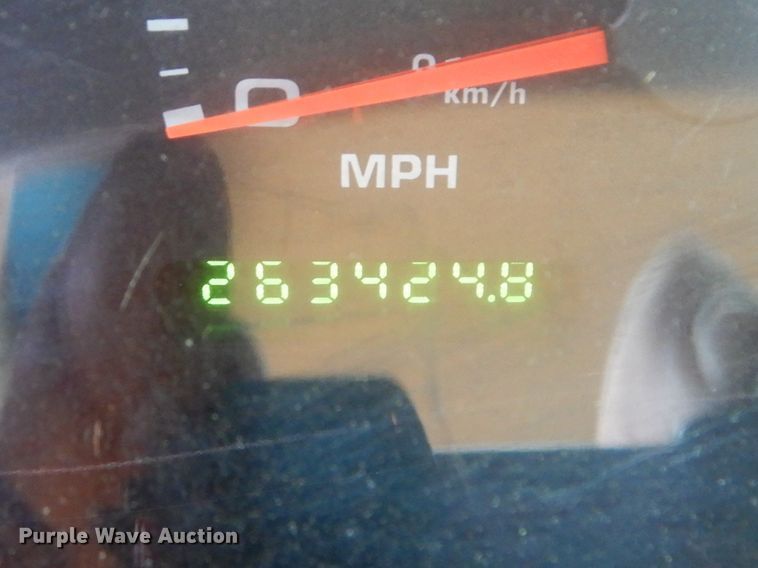 image for item GY9908 2002 Ford F250 Super Duty  Crew Cab pickup truck