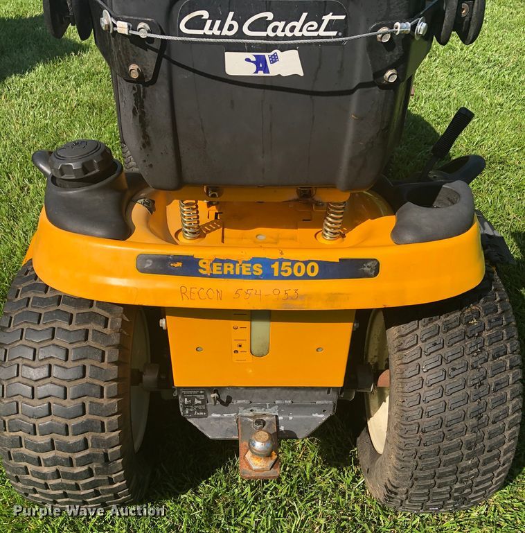 image for item H1486 2006 Cub Cadet GT1554 lawn mower