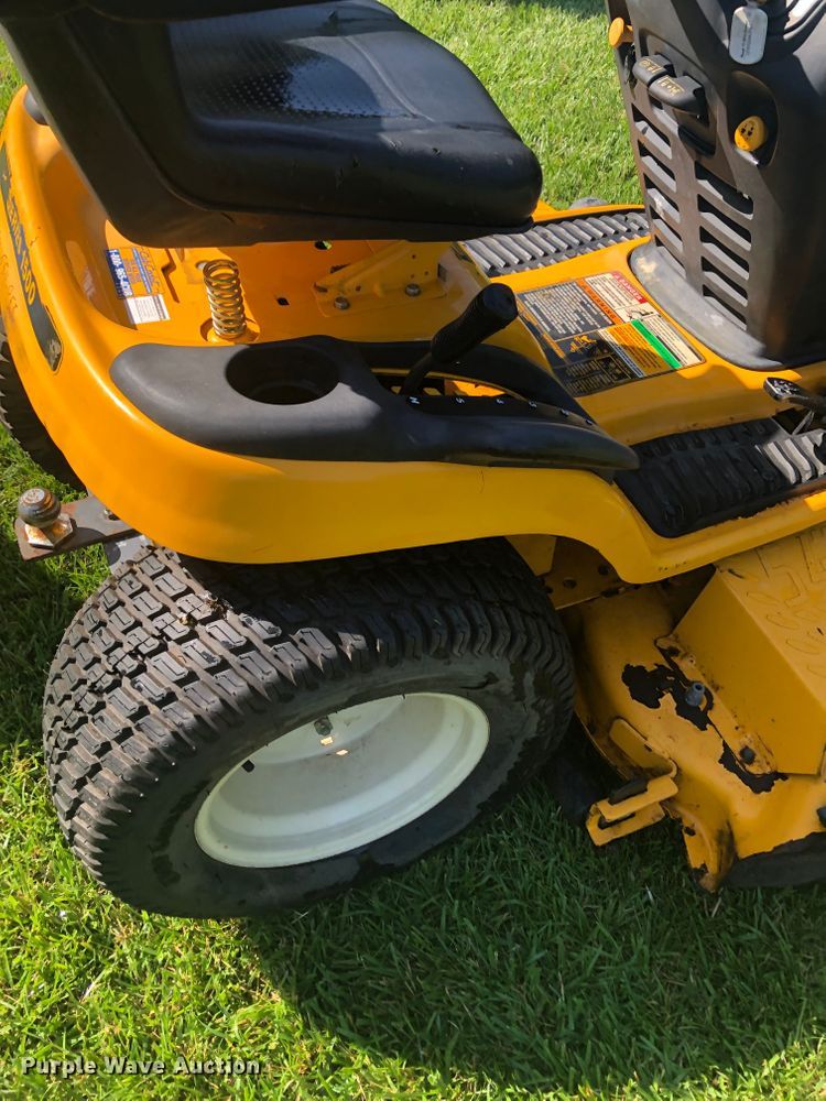 image for item H1486 2006 Cub Cadet GT1554 lawn mower
