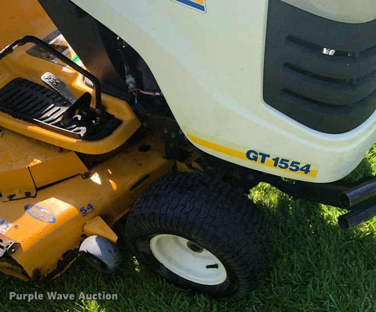image for item H1486 2006 Cub Cadet GT1554 lawn mower
