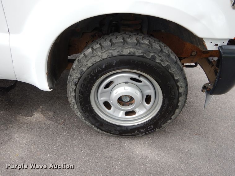 image for item HA9008 2005 Ford F250 Super Duty  pickup truck