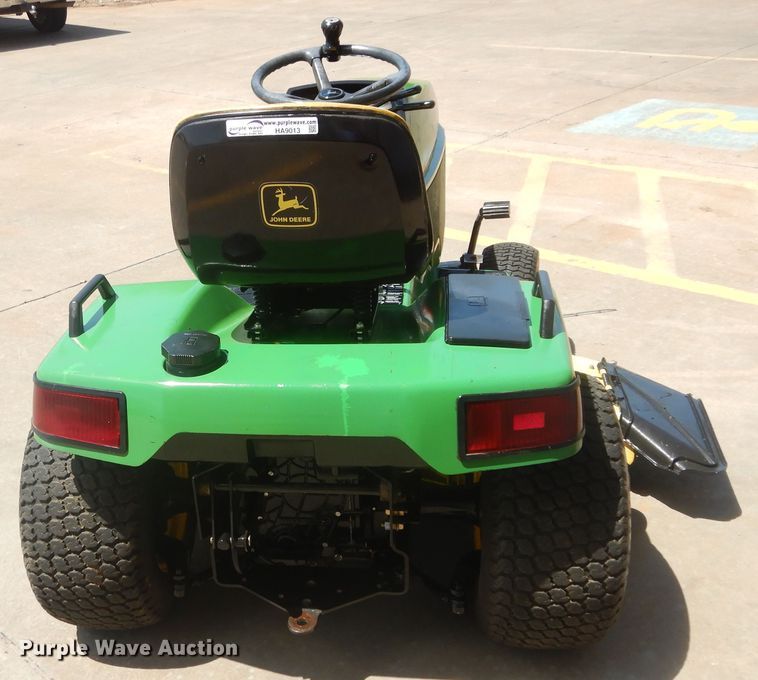 image for item HA9013 John Deere 425 lawn mower