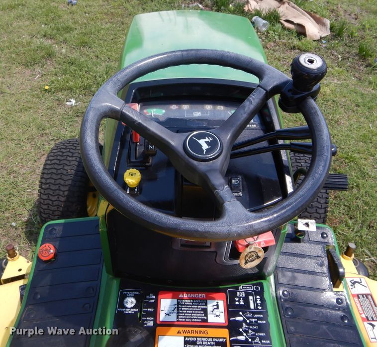 image for item HA9013 John Deere 425 lawn mower