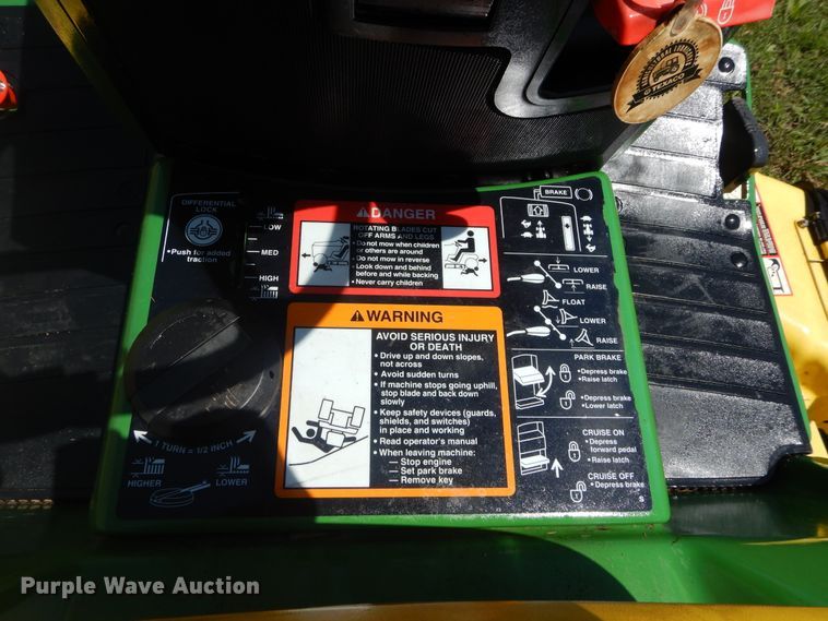 image for item HA9013 John Deere 425 lawn mower