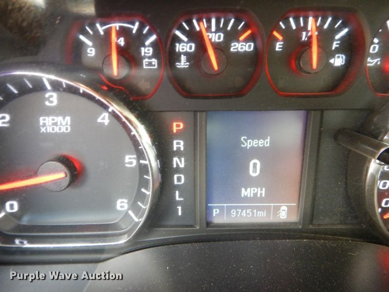 image for item HC9034 2017 Chevrolet Silverado 3500HD  Crew Cab pickup truck