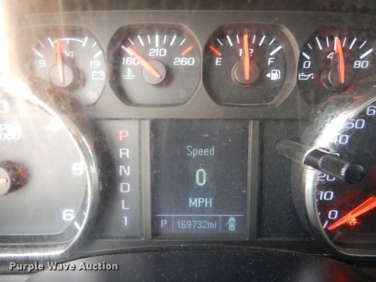 image for item HC9035 2018 Chevrolet Silverado 3500HD  Crew Cab pickup truck