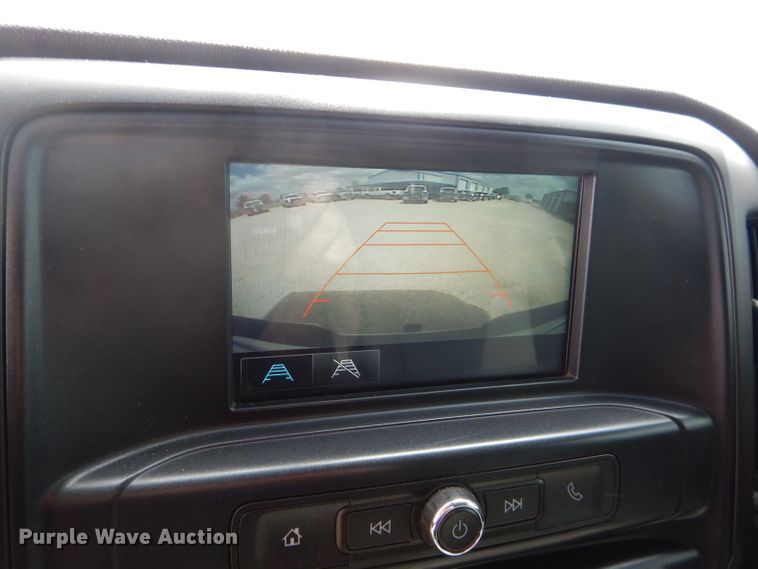 image for item HC9035 2018 Chevrolet Silverado 3500HD  Crew Cab pickup truck