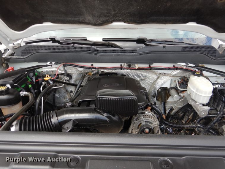 image for item HC9035 2018 Chevrolet Silverado 3500HD  Crew Cab pickup truck