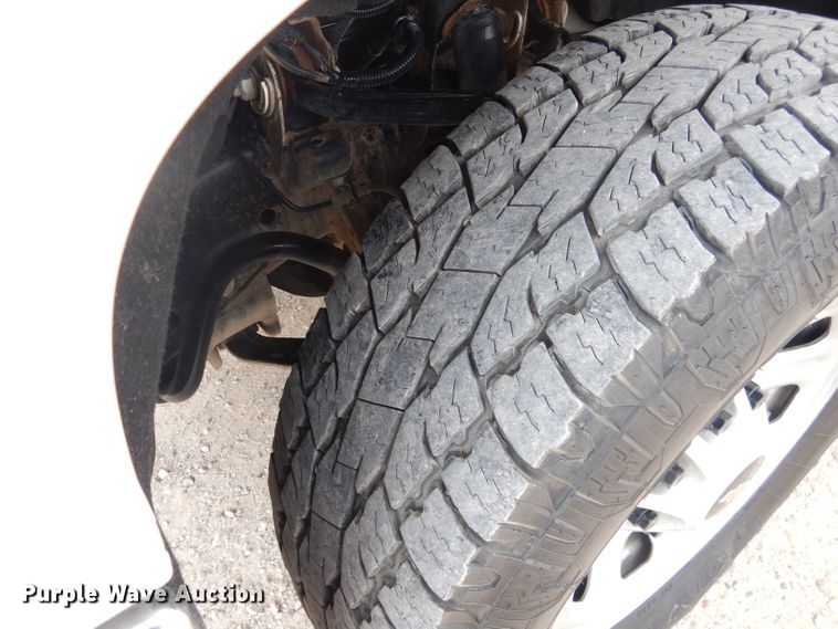 image for item HC9035 2018 Chevrolet Silverado 3500HD  Crew Cab pickup truck