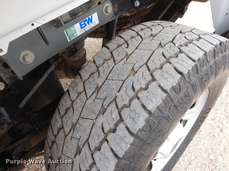 image for item HC9035 2018 Chevrolet Silverado 3500HD  Crew Cab pickup truck