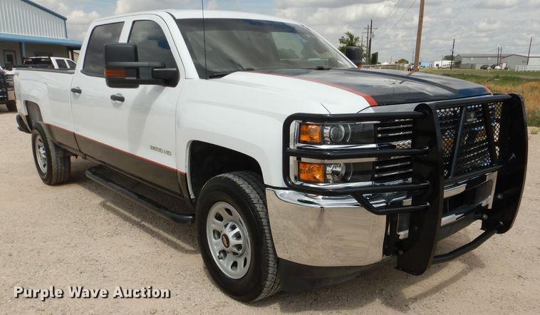 image for item HC9036 2018 Chevrolet Silverado 3500HD  Crew Cab pickup truck