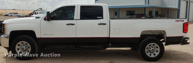 image for item HC9036 2018 Chevrolet Silverado 3500HD  Crew Cab pickup truck