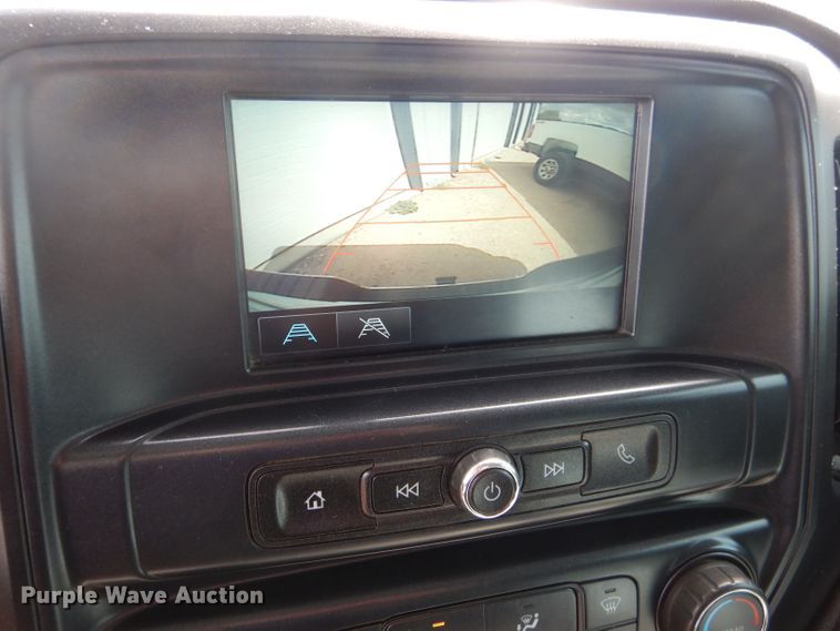 image for item HC9036 2018 Chevrolet Silverado 3500HD  Crew Cab pickup truck