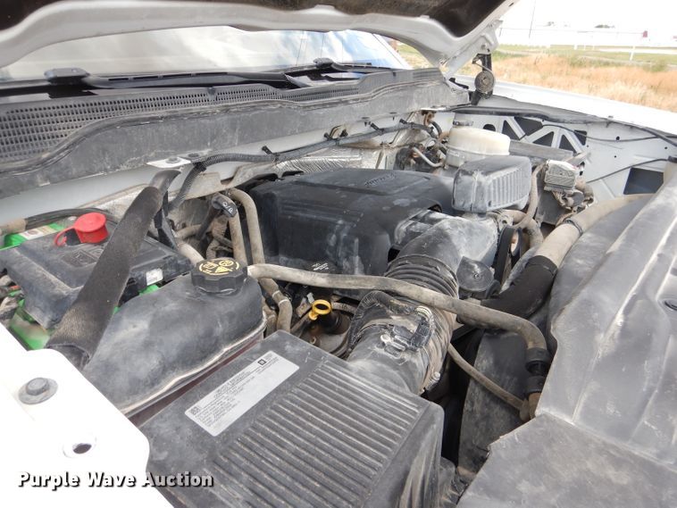 image for item HC9036 2018 Chevrolet Silverado 3500HD  Crew Cab pickup truck