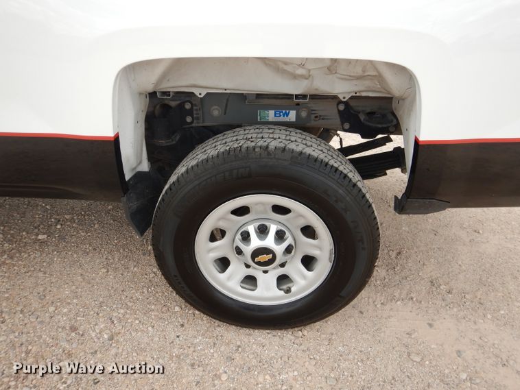 image for item HC9036 2018 Chevrolet Silverado 3500HD  Crew Cab pickup truck