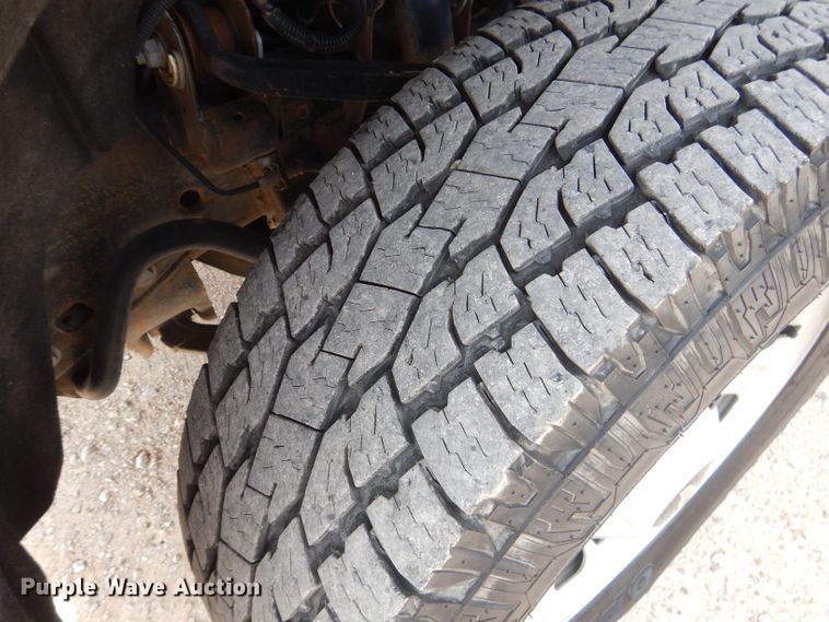 image for item HC9037 2017 Chevrolet Silverado 3500HD  Crew Cab pickup truck