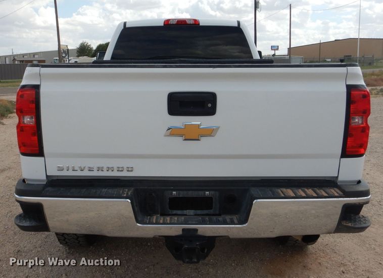 image for item HC9038 2018 Chevrolet Silverado 3500HD  Crew Cab pickup truck