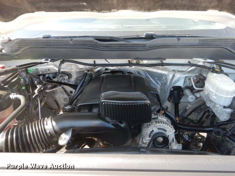 image for item HC9038 2018 Chevrolet Silverado 3500HD  Crew Cab pickup truck