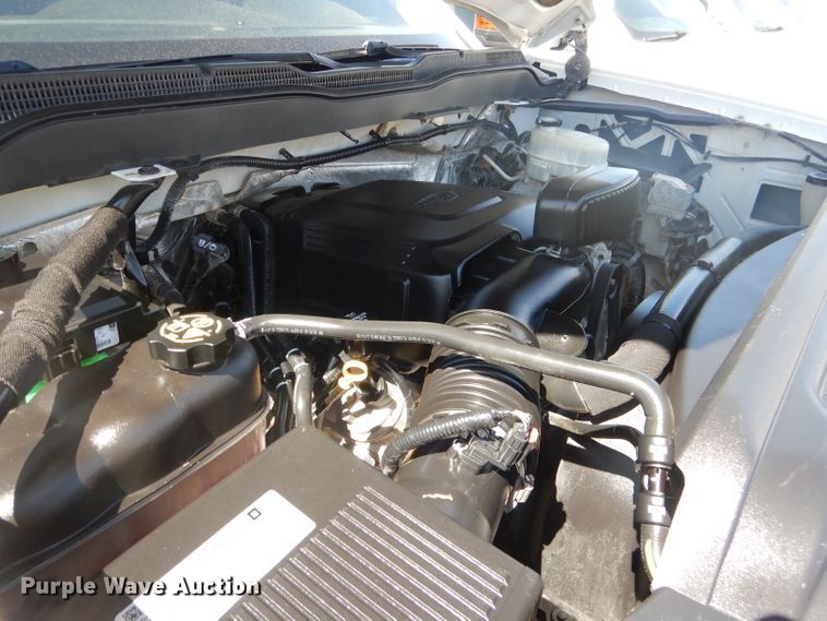 image for item HC9038 2018 Chevrolet Silverado 3500HD  Crew Cab pickup truck