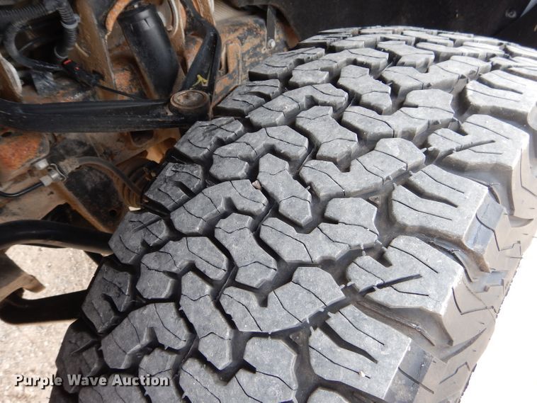 image for item HC9039 2018 Chevrolet Silverado 3500HD  Crew Cab pickup truck