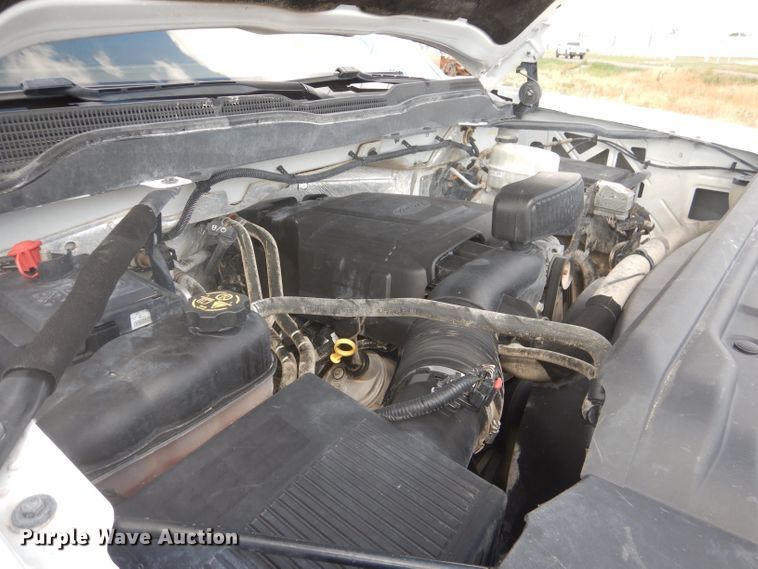 image for item HC9040 2018 Chevrolet Silverado 3500HD  Crew Cab pickup truck