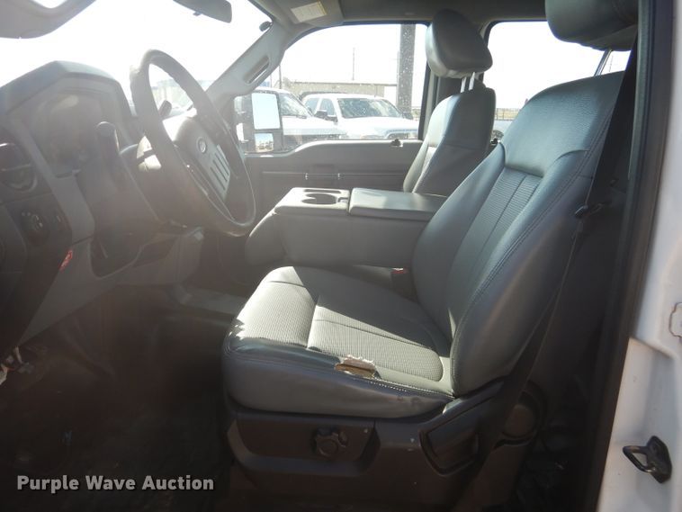 image for item HC9047 2015 Ford F450 Super Duty  flatbed truck