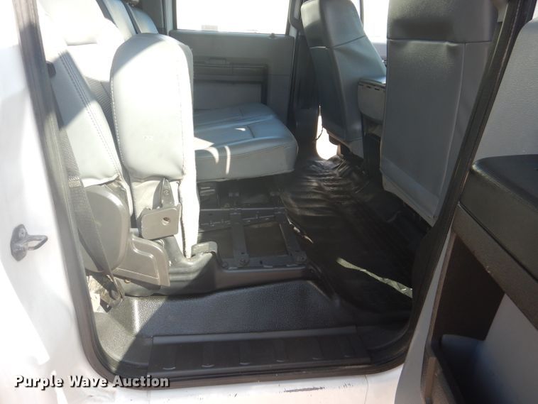 image for item HC9047 2015 Ford F450 Super Duty  flatbed truck