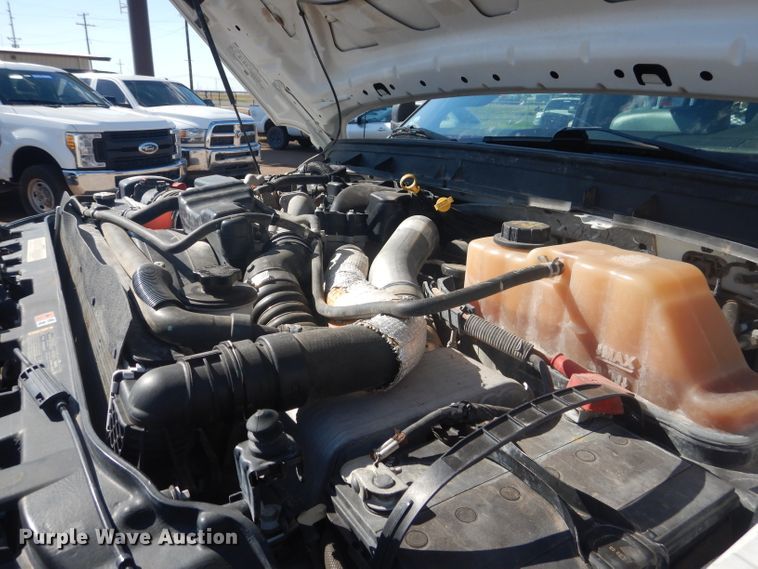 image for item HC9047 2015 Ford F450 Super Duty  flatbed truck