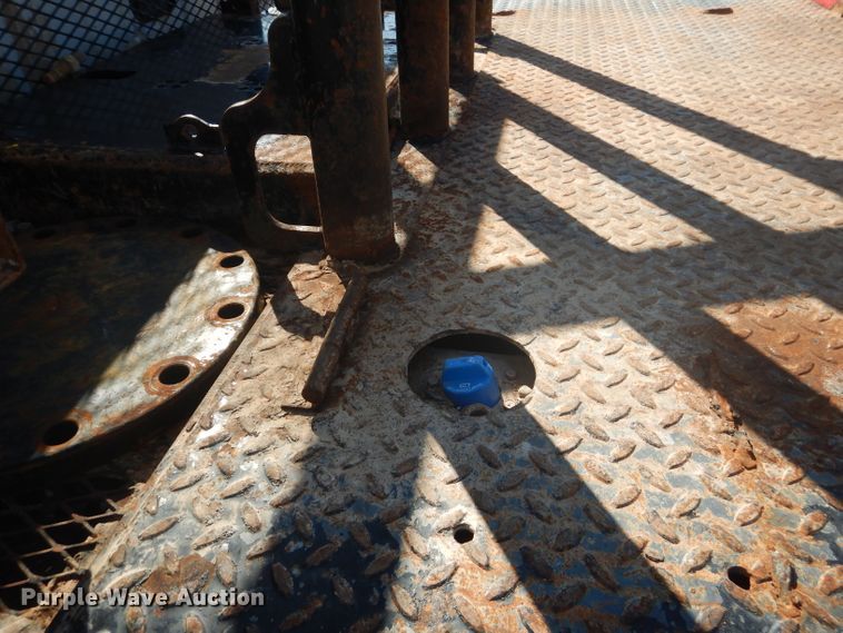 image for item HC9047 2015 Ford F450 Super Duty  flatbed truck