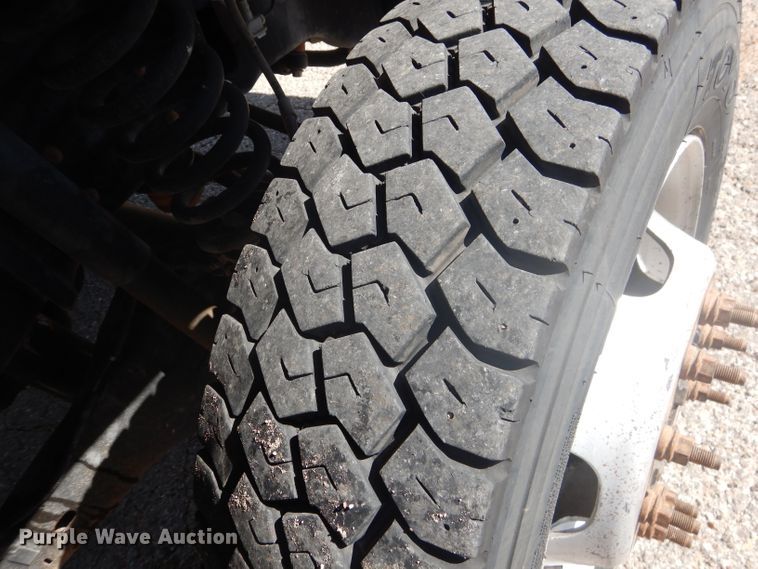 image for item HC9047 2015 Ford F450 Super Duty  flatbed truck