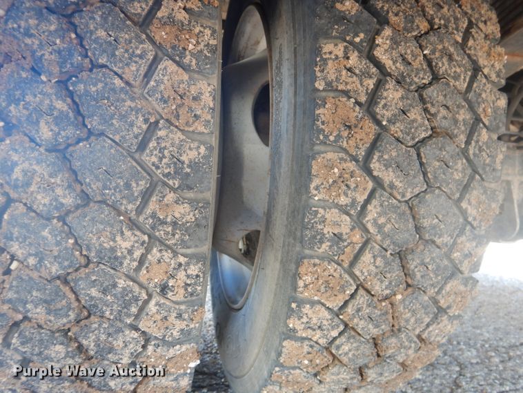 image for item HC9047 2015 Ford F450 Super Duty  flatbed truck