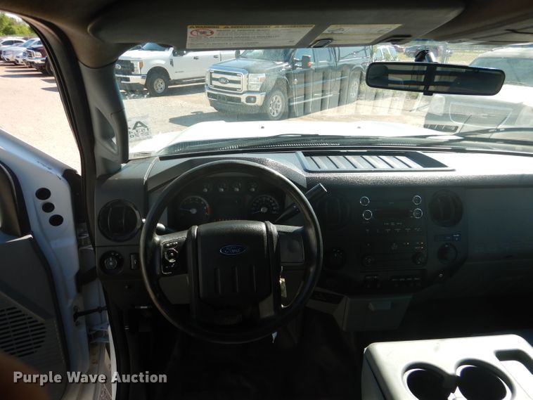 image for item HC9048 2012 Ford F350 Super Duty  utility bed pickup truck with crane