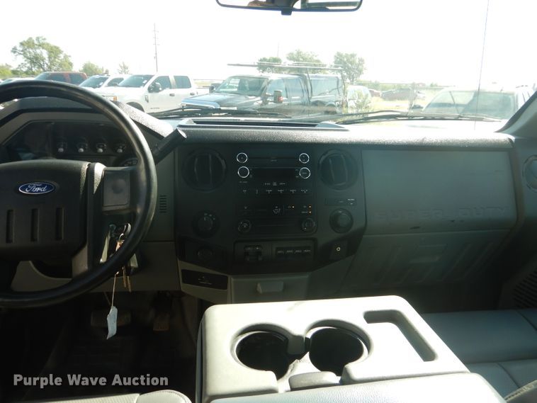 image for item HC9048 2012 Ford F350 Super Duty  utility bed pickup truck with crane