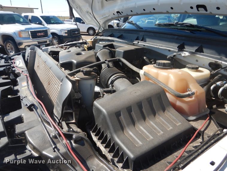 image for item HC9048 2012 Ford F350 Super Duty  utility bed pickup truck with crane