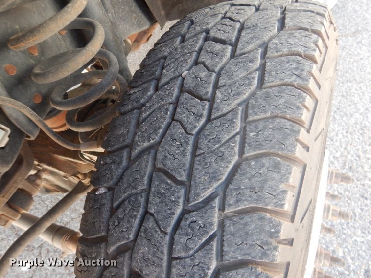 image for item HC9048 2012 Ford F350 Super Duty  utility bed pickup truck with crane