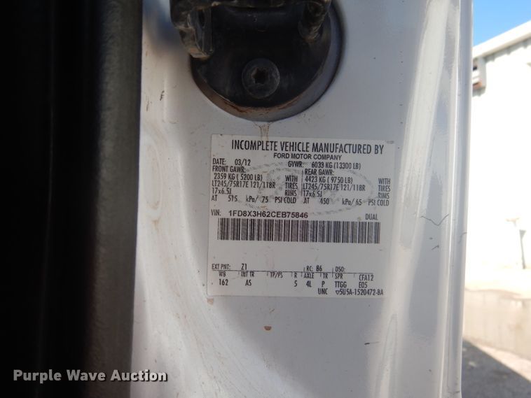 image for item HC9048 2012 Ford F350 Super Duty  utility bed pickup truck with crane