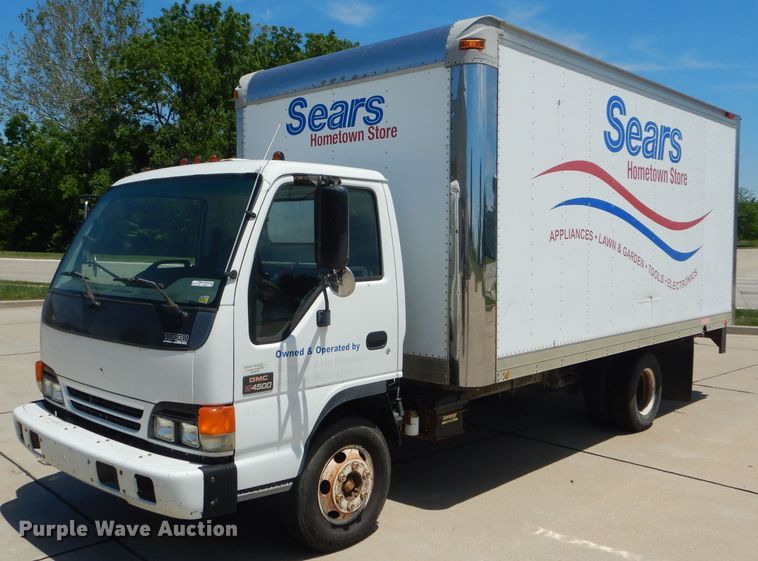 image for item HM9517 2003 GMC W4500  box truck