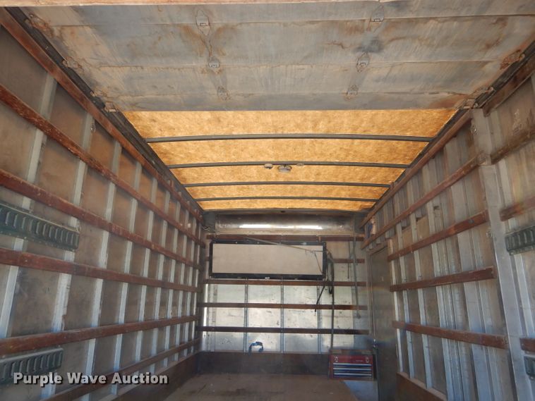 image for item HM9517 2003 GMC W4500  box truck