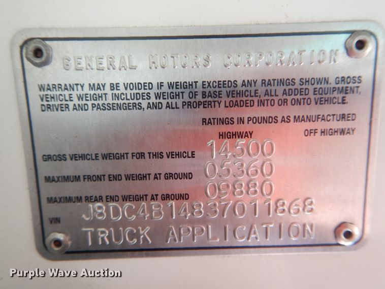 image for item HM9517 2003 GMC W4500  box truck