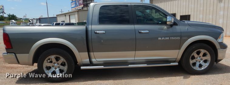 image for item HS9564 2011 Dodge Ram 1500  Crew Cab pickup truck