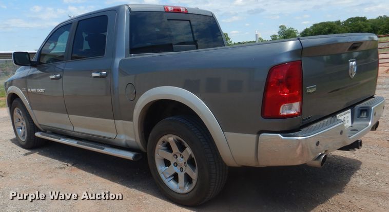 image for item HS9564 2011 Dodge Ram 1500  Crew Cab pickup truck