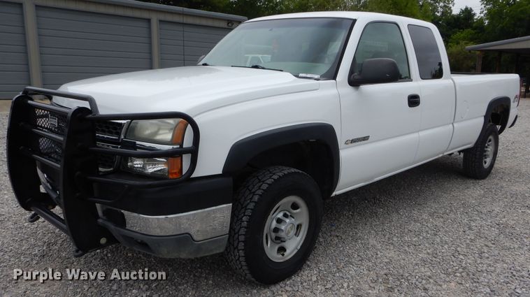 image for item HS9571 2007 Chevrolet Silverado 2500HD  Ext. Cab pickup truck