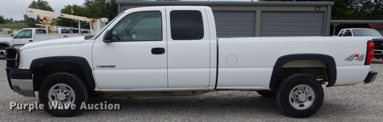 image for item HS9571 2007 Chevrolet Silverado 2500HD  Ext. Cab pickup truck